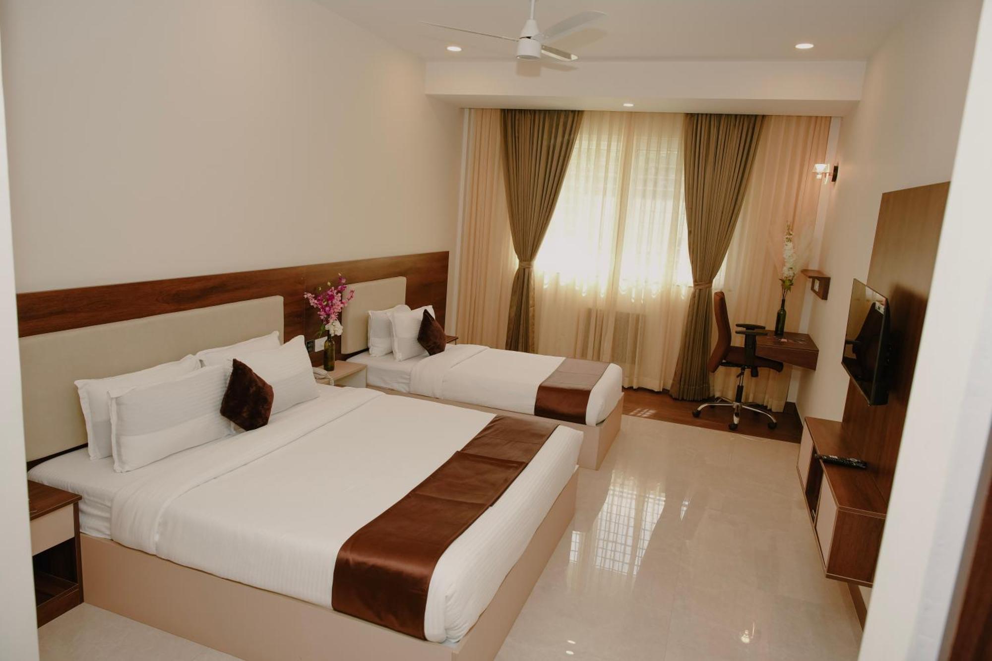 The King'S Meadows Hotel Golhalli Ngoại thất bức ảnh